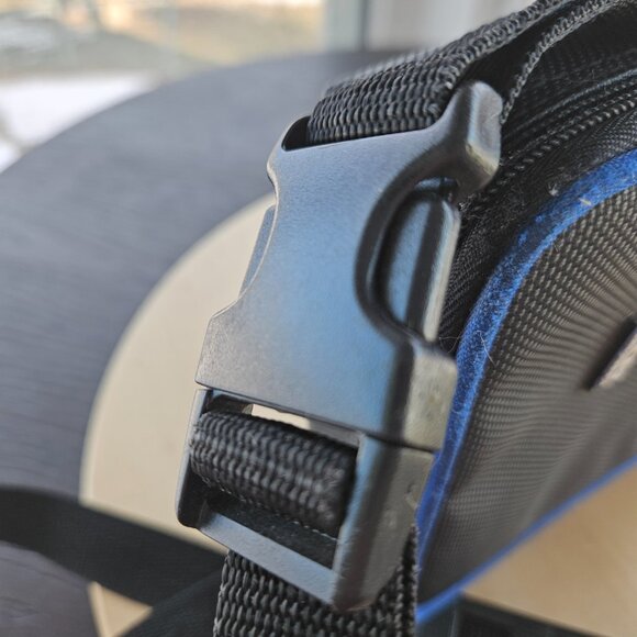 Nintendo Game Boy Advanced Soft Sided Carrying Case with Shoulder Strap - Picture 3 of 6